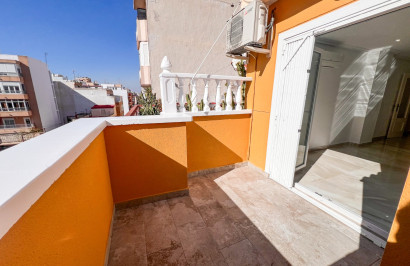 Resale - Apartment / Flat - Torrevieja
