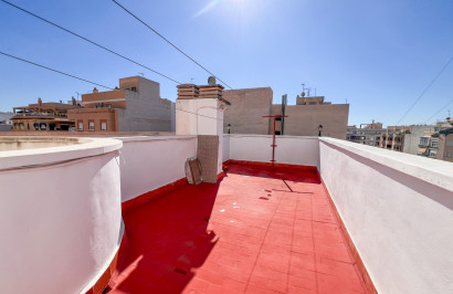 Resale - Apartment / Flat - Torrevieja