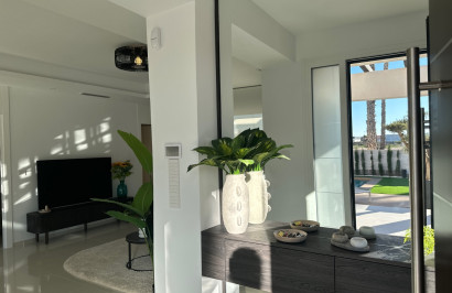 Reventa - Villa independiente - Ciudad Quesada - Doña Pepa