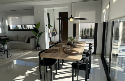 Reventa - Villa independiente - Ciudad Quesada - Doña Pepa