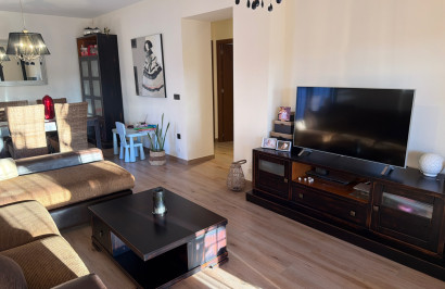 Herverkoop - Halfvrijstaande villa - Dolores