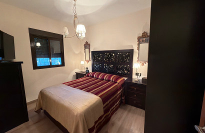 Herverkoop - Halfvrijstaande villa - Dolores