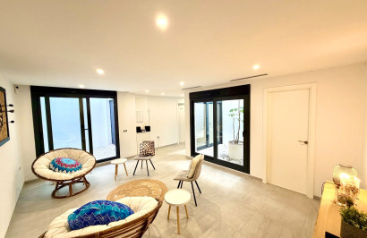 Revente - Villa Individuelle - San Miguel de Salinas