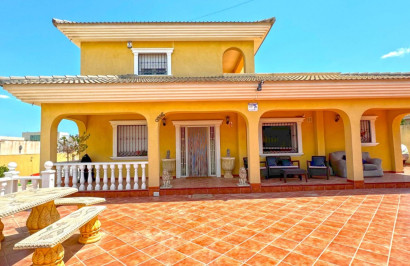 Reventa - Villa independiente - Torrevieja - Los Balcones - Los Altos del Edén