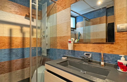 Reventa - Apartamento / Piso - Torrevieja - Playa del Cura