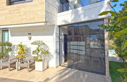 Reventa - Villa independiente - Orihuela Costa - Villamartín