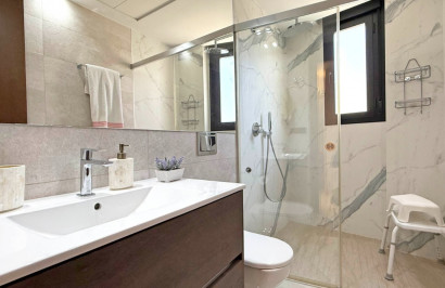 Reventa - Villa independiente - Orihuela Costa - Villamartín