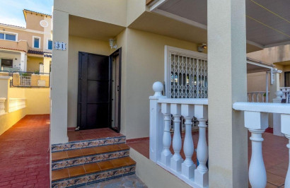 Reventa - Villa independiente - Orihuela Costa - Villamartín