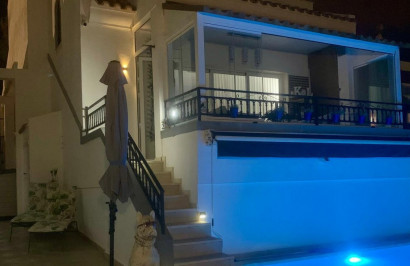 Resale - Detached Villa - Orihuela Costa - Villamartín