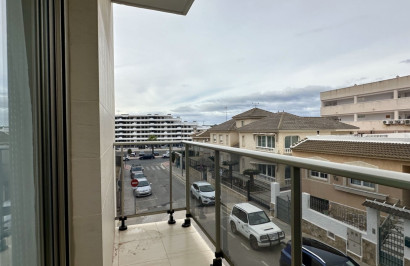 Reventa - Apartamento / Piso - San Miguel de Salinas