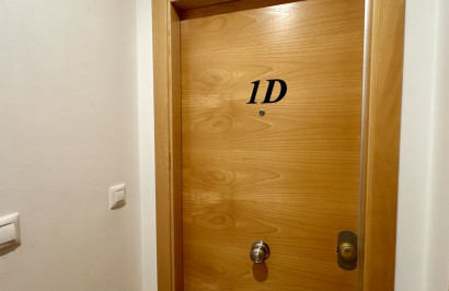 Reventa - Apartamento / Piso - San Miguel de Salinas