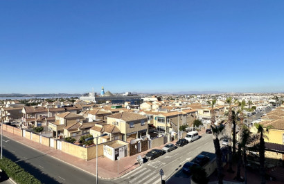 Resale - Apartment / Flat - Torrevieja - El Molino