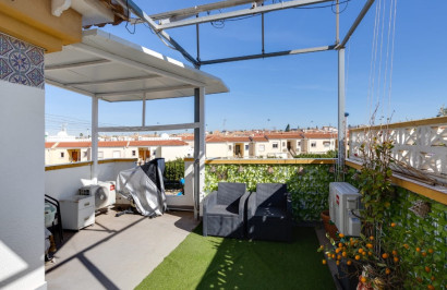 Resale - Town House - Torrevieja