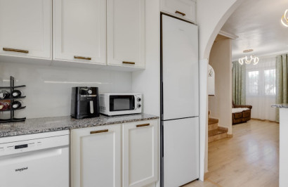 Resale - Town House - Torrevieja