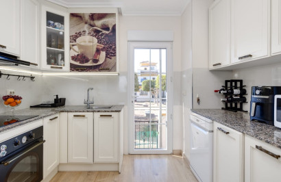 Resale - Town House - Torrevieja