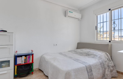 Resale - Town House - Torrevieja