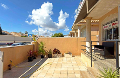 Resale - Apartment / Flat - Orihuela Costa - La Zenia