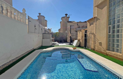 Resale - Town House - Orihuela Costa - Villamartín