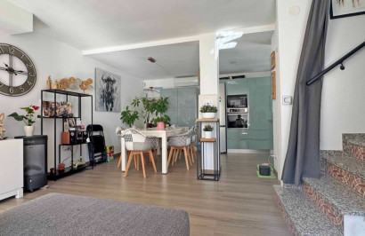 Resale - Town House - Orihuela Costa - Villamartín