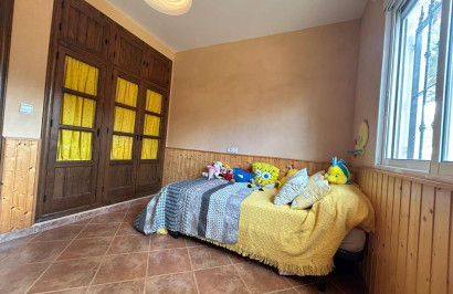 Herverkoop - Vrijstaande villa - San Miguel de Salinas - Urbanizaciones