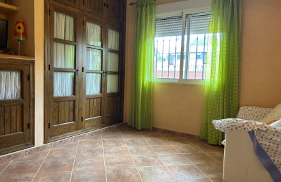 Herverkoop - Vrijstaande villa - San Miguel de Salinas - Urbanizaciones