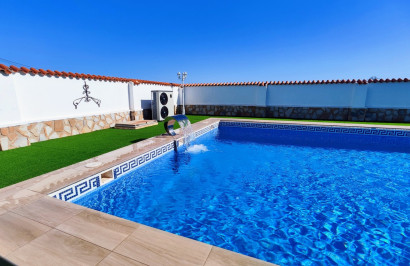 Reventa - Finca / Propiedad de Campo - San Miguel de Salinas