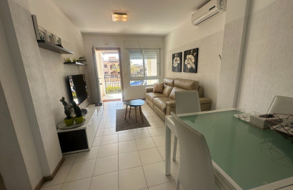 Resale - Apartment / Flat - Torrevieja - Aguas Nuevas