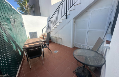 Resale - Apartment / Flat - Torrevieja - Aguas Nuevas