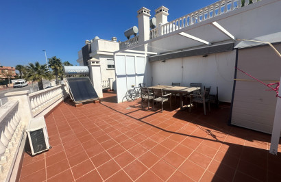 Resale - Apartment / Flat - Torrevieja - Aguas Nuevas