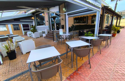 Resale - Commercial Unit - Villamartín