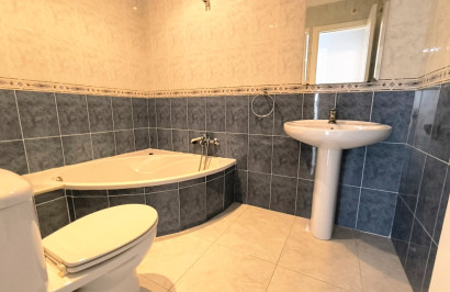 Reventa - Apartamento / Piso - Los Montesinos