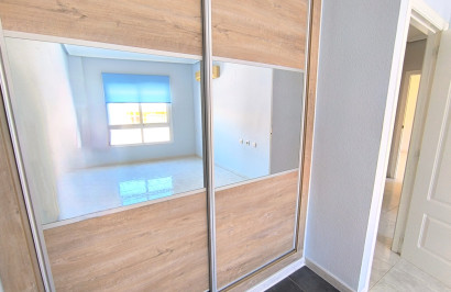 Reventa - Apartamento / Piso - Los Montesinos