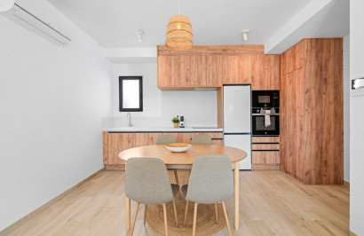 Resale - Apartment / Flat - San Miguel de Salinas - San Miguel