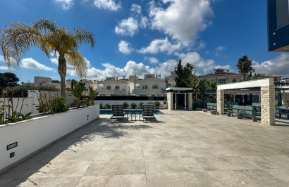 Reventa - Villa independiente - Villamartín