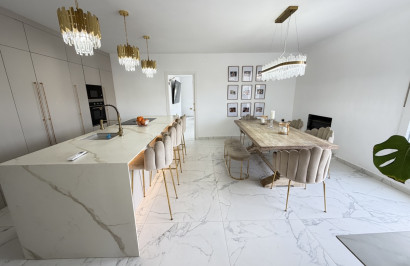 Resale - Detached Villa - Villamartín