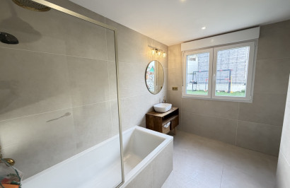 Resale - Detached Villa - Villamartín