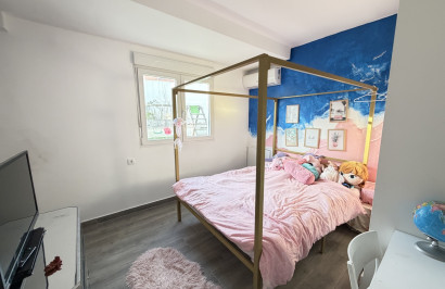 Resale - Detached Villa - Villamartín