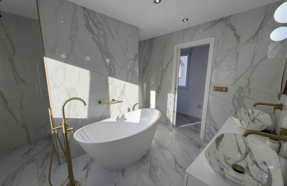 Resale - Detached Villa - Villamartín