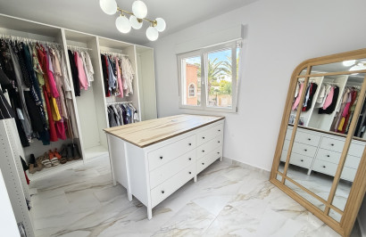 Resale - Detached Villa - Villamartín