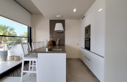Resale - Apartment / Flat - Mar de Cristal