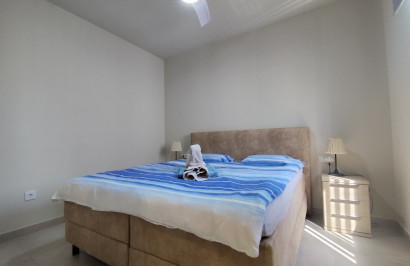 Resale - Apartment / Flat - Mar de Cristal