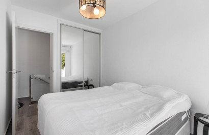 Resale - Apartment / Flat - Torrevieja - Lago Jardin