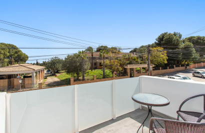 Resale - Apartment / Flat - Torrevieja - Lago Jardin