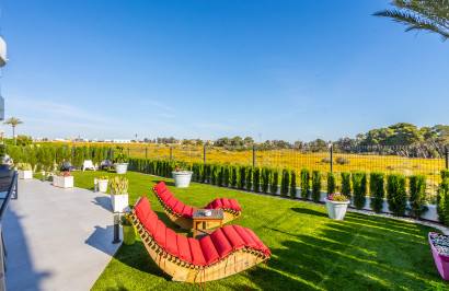 Resale - Apartment / Flat - Torrevieja - Rocio del Mar