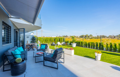 Resale - Apartment / Flat - Torrevieja - Rocio del Mar