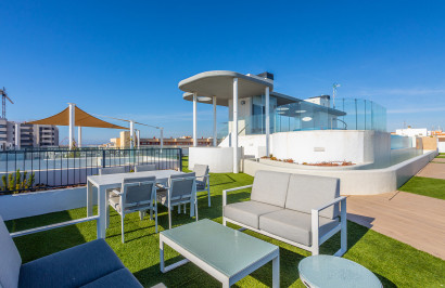 Resale - Apartment / Flat - Torrevieja - Rocio del Mar