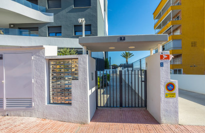 Resale - Apartment / Flat - Torrevieja - Rocio del Mar