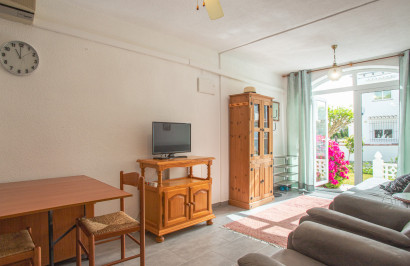 Resale - Apartment / Flat - Torrevieja - Lago Jardin