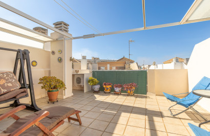 Resale - Apartment / Flat - Torrevieja - Nueva Torrevieja