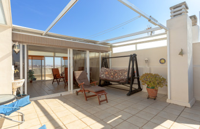 Resale - Apartment / Flat - Torrevieja - Nueva Torrevieja